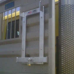 Upright Storage Rack For Trucker Ladders
